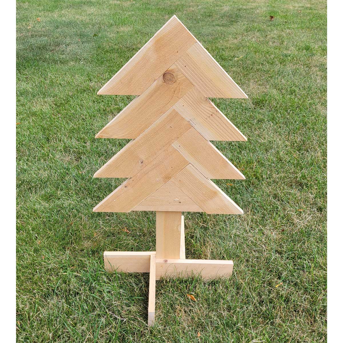 Rustic Herring Bone Christmas Tree in Cedar