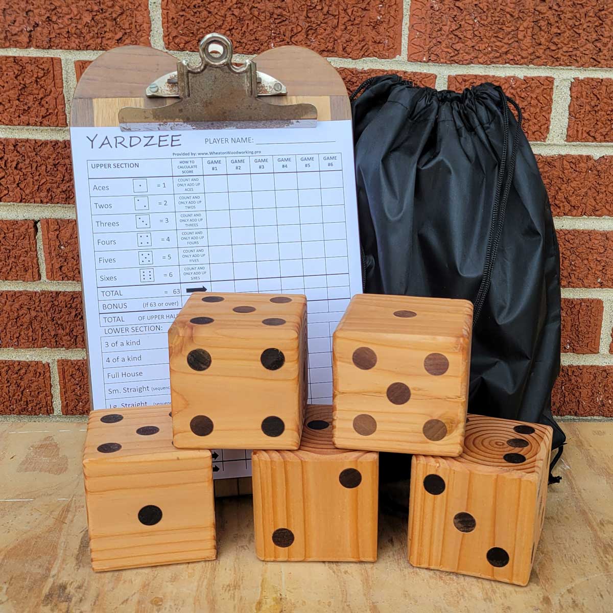 Yardzee dice - Fir with inlaid walnut