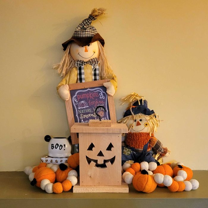 Cedar Jack-o'-Lantern Box - Crocked Eyes