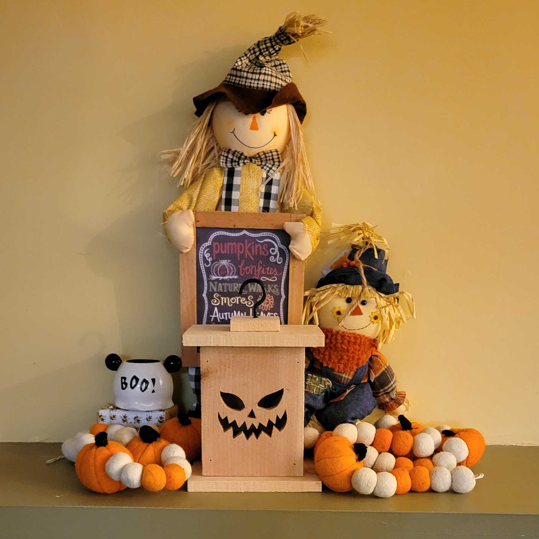 Cedar Jack-o'-Lantern Box - Evil Smile