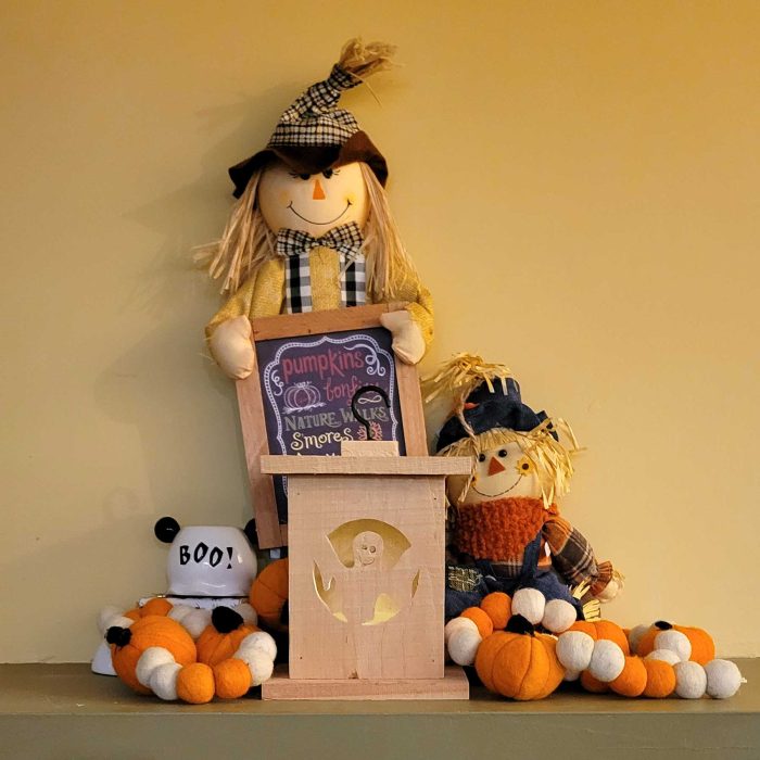 Cedar Jack-o'-Lantern Box - Happy Ghost