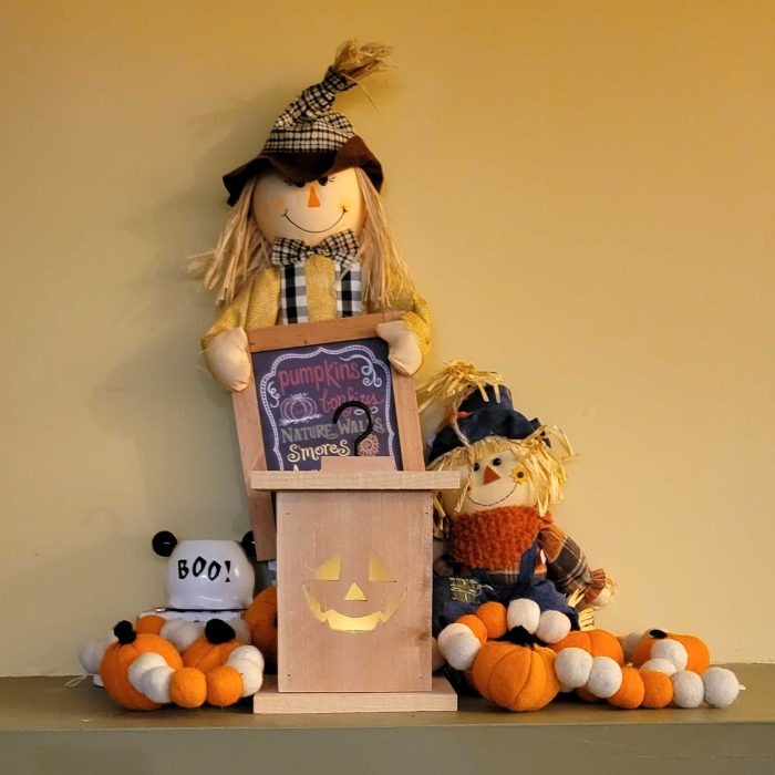 Cedar Jack-o'-Lantern Box - Toothy Smile