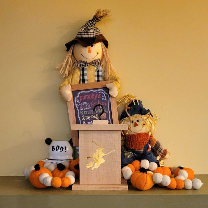 Cedar Jack-o'-Lantern Box - Flying Witch